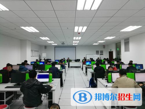 贵阳2021年计算机学校需要学习哪些知识