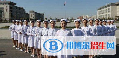 四川2021年女生上护理学校学什么好