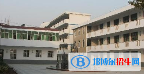 长丰县技工学校2021年招生办联系电话 