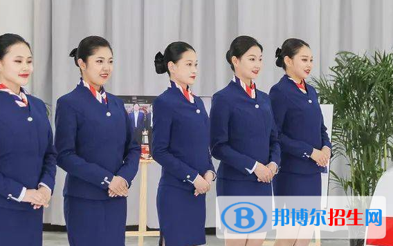 贵州2021年女生中专读什么专业好