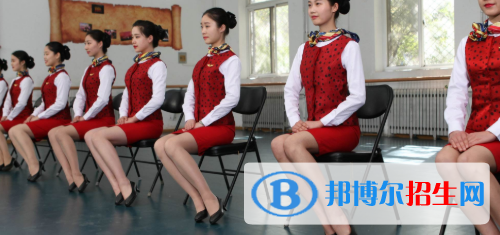 甘肃2021年初中生能读什么航空服务学校