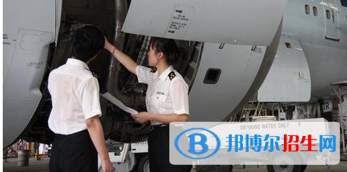 甘肃2021年适合女生的航空服务学校专业