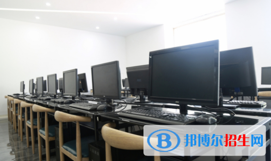 杭州2021年计算机学校有什么专业适合女生
