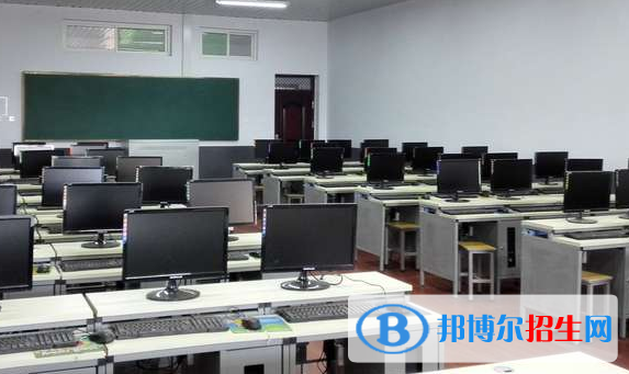 杭州2021年女生读计算机学校有前途吗