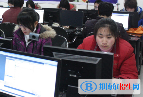 杭州2021年读计算机学校多少钱