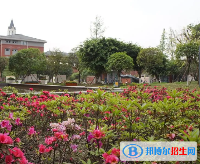 四川省成都列五中学2022年学费、收费多少