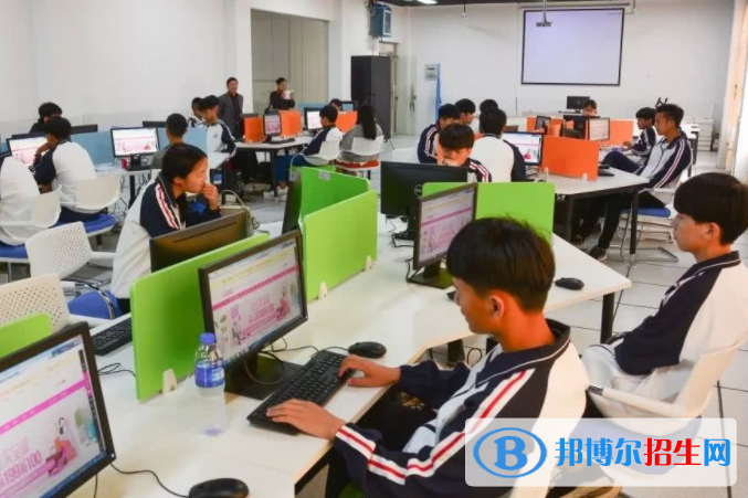 重庆2022年电子商务学校有哪些专业