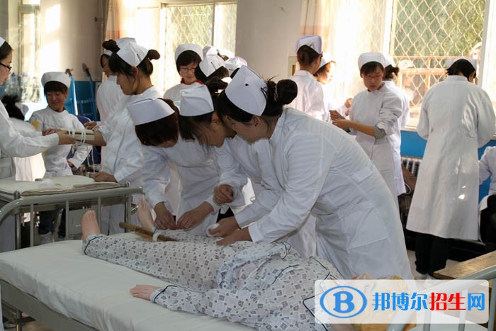 四川省宜宾卫生学校2022年有哪些专业