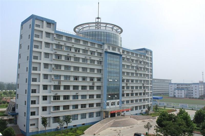 江苏2022年初中生学铁路学校的学校
