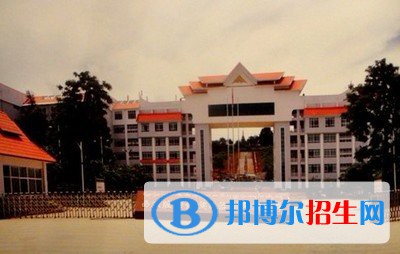 西双版纳经济管理职业学校2022年招生录取分数线