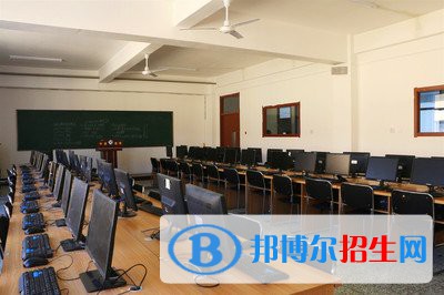 河北2022年初中生可以上计算机的学校吗