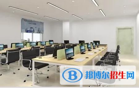 重庆2022年电子商务学校一般读几年