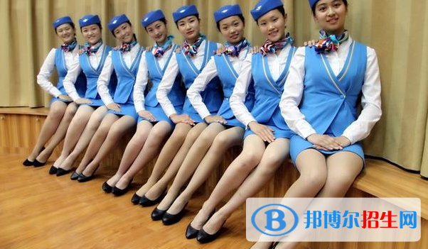 河北2022年航空服务学校什么专业适合女生