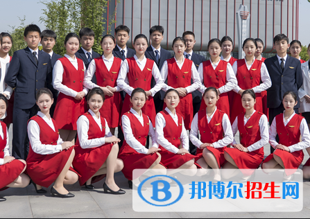 河北2022年女生上航空服务学校学什么好