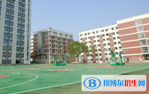 四川省阆中师范学校2022年招生办联系电话