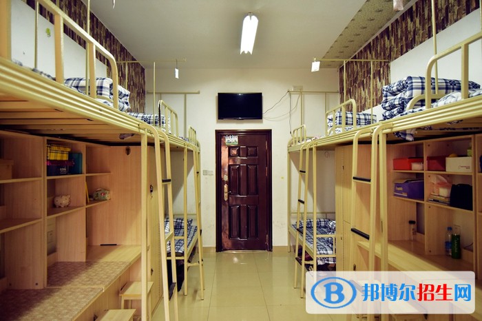 威远县希望职业技术学校2022年宿舍条件 