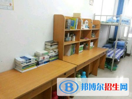 川南职业技术学校2022年宿舍条件 