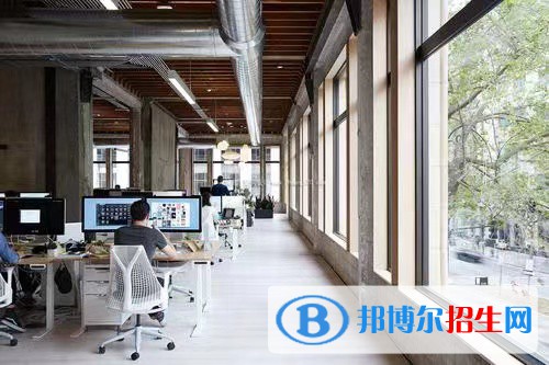 广东2022年初中生能读电子商务学校吗