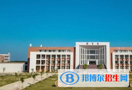 云南广播电视大学中专学校2022年学费收费多少