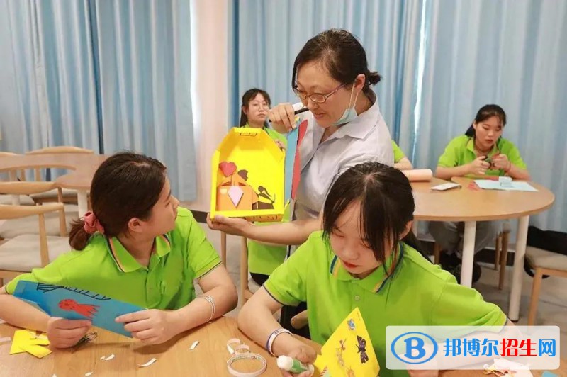 隆昌县城关职业中学2022年有哪些专业 