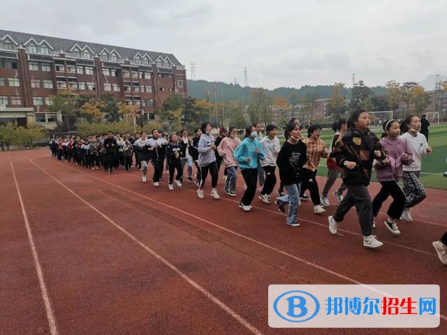 隆昌县石燕职业中学2022年学费、收费多少