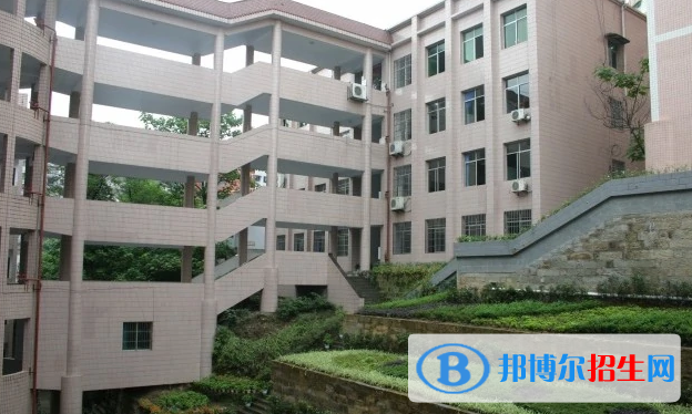 重庆涪陵实验中学2022年招生办联系电话