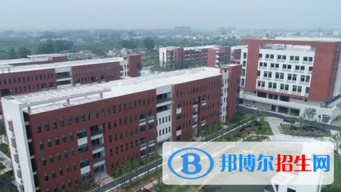 华北工业学校2022年学费、收费多少