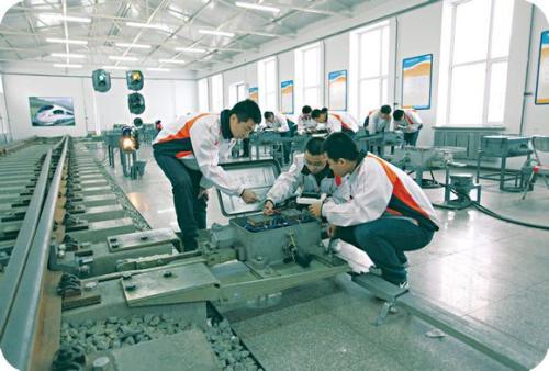 南京2022年职高和铁路学校哪个好