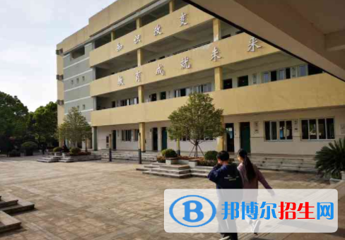云南省电力技工学校2022年报名条件、招生要求、招生对象