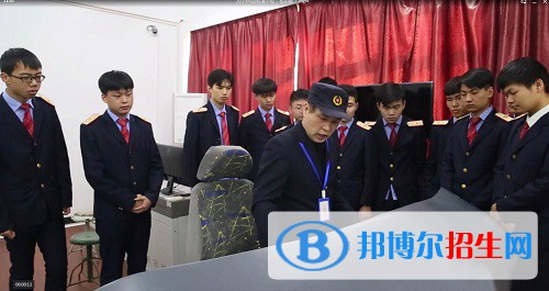 南京2022年铁路学校读几年
