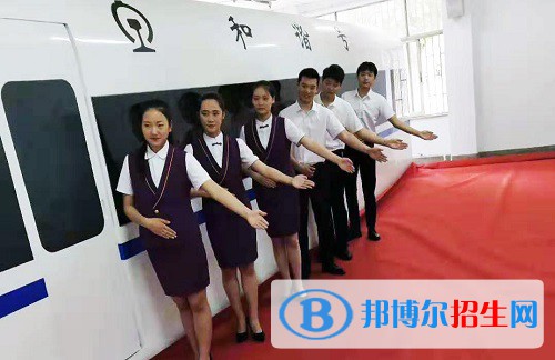 南京2022年初中生女生读什么铁路学校好