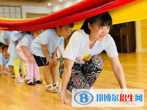 江苏2022年初中生学幼师学校怎样