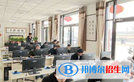 贵州2022年初中生报什么电子商务学校