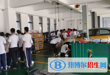 杭州2022年初中生可以去的汽修学校