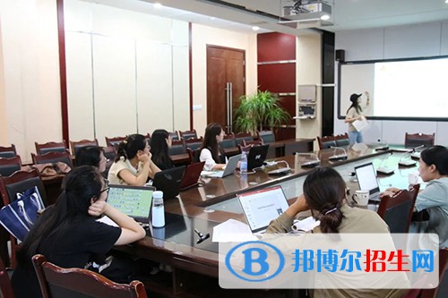 四川省金堂中学校2022年招生办联系电话