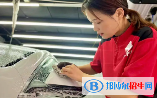 杭州2022年女生读汽修学校