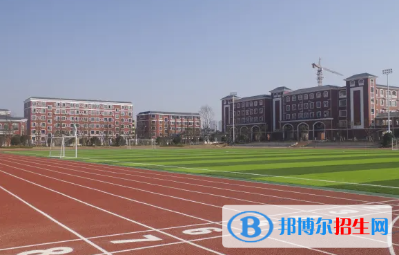 贵州2022年女生上电子商务学校学什么专业好