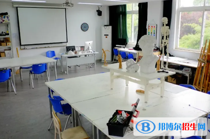  领科教育上海校区2022年学费标准