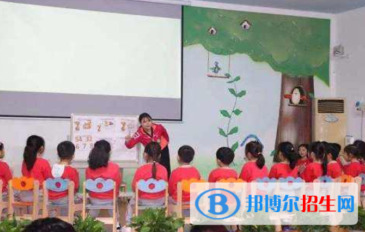 南京2022年幼师学校干什么的