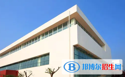 重庆2022年读建筑学校可以考大学吗