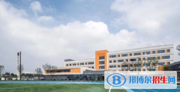 北京耀华国际学校初中部2023年学费标准