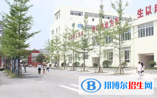 成都2023年铁路学校哪些好