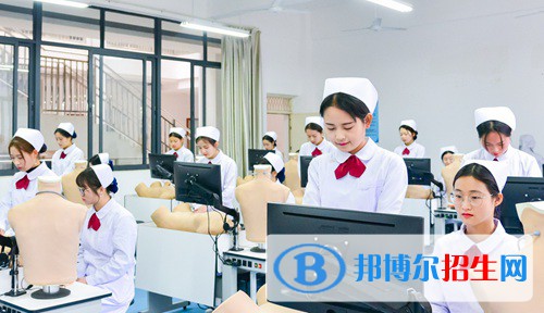 云南2023年上卫校学什么好