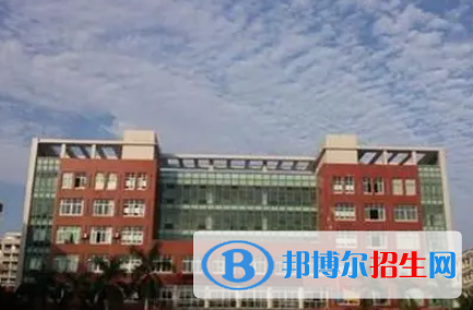 广西2023年读计算机学校什么专业好