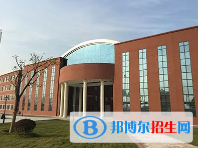 中加枫华国际学校初中部2023年入学考试2