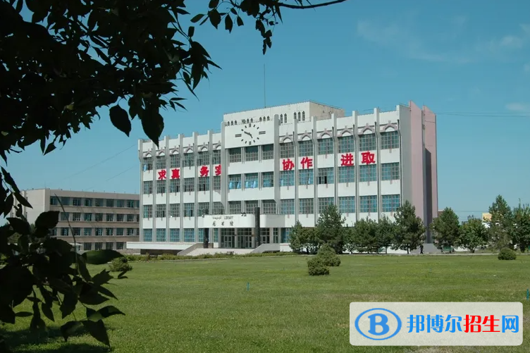 2023新疆文科260分左右能上什么好大学（本省大学+外省大学）