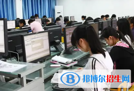 广西2023年计算机学校有什么专业适合女生
