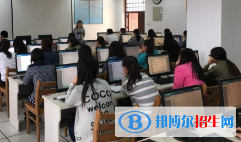 广西2023年女生读计算机学校好不好