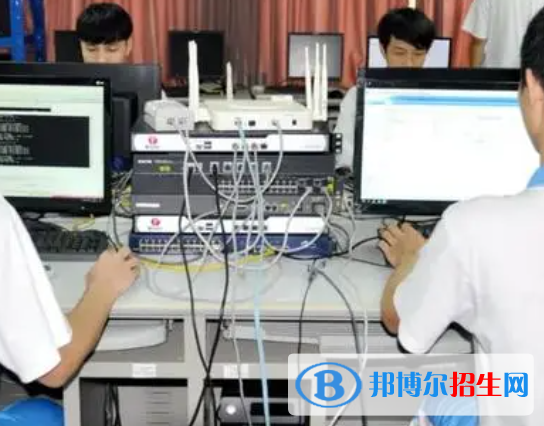 广西2023年计算机学校有哪些科目