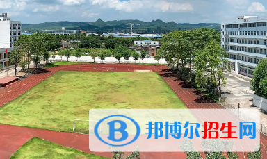 广西2023年读计算机学校要分数吗